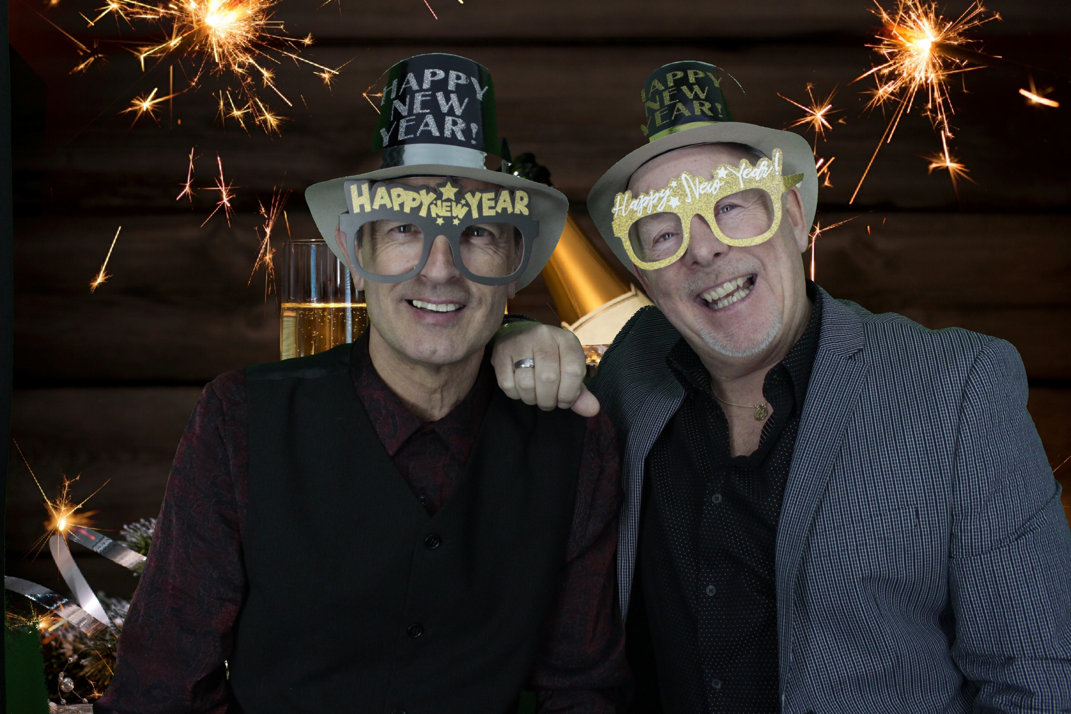 NYE Party | View more photos from the event at gallery.myphotoboothexperience.co.uk/u/MyPhotoBoothExperienceLtd/NYE-Party